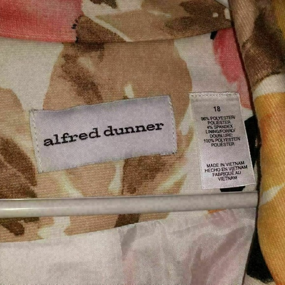 Stunning Alfred Dunner Blazer Career Top Office - Picture 5 of 5